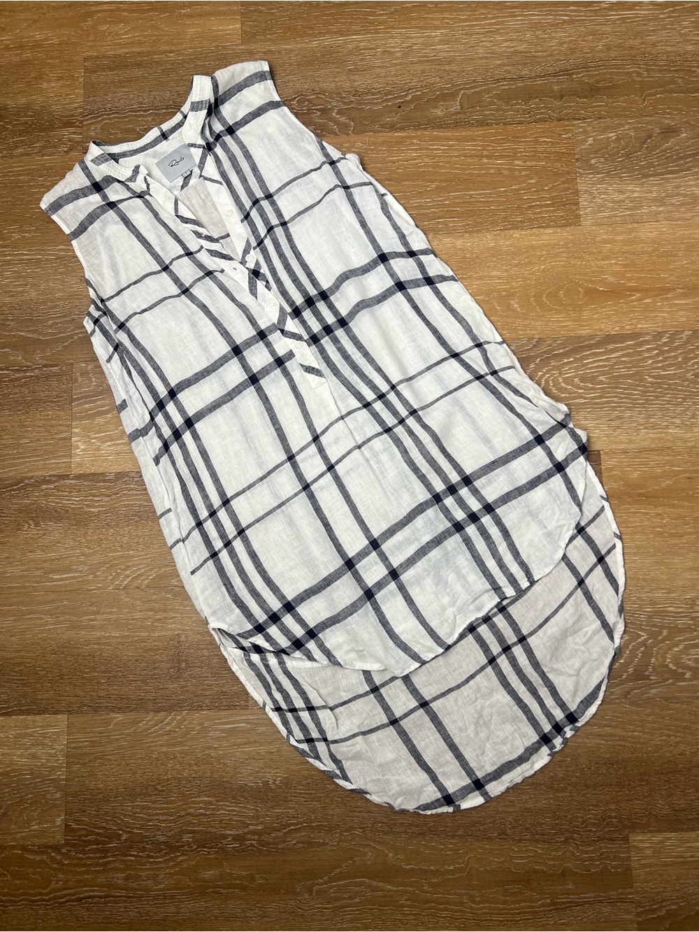 Rails Sleeveless Plaid Tunic Top in White and Black
